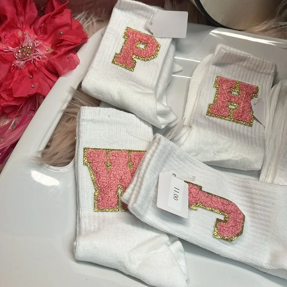 🎀GIRLS VARSITY LETTER SOCKS - Picture 4 of 5